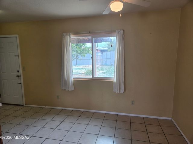 641 W La Pasadita Street, Tucson, AZ 85705