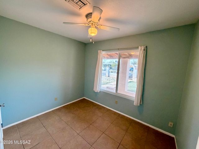 641 W La Pasadita Street, Tucson, AZ 85705