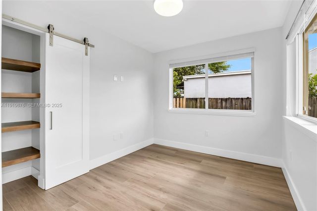 6499 SW 39th St 1, Miami, FL 33155