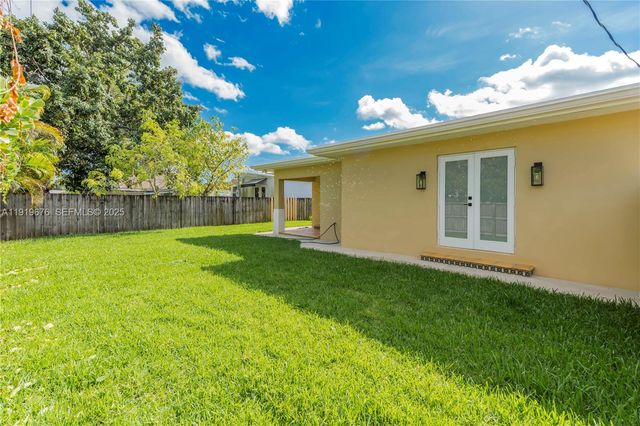 6499 SW 39th St 1, Miami, FL 33155