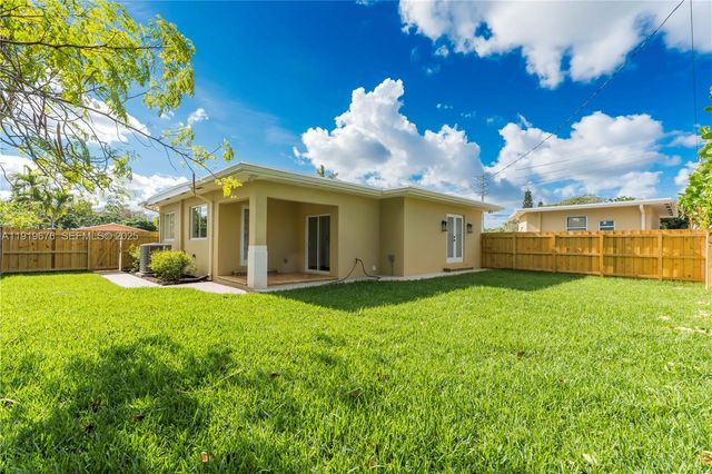 6499 SW 39th St 1, Miami, FL 33155