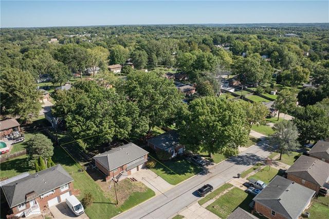 16904 E 35th Terrace S, Independence, MO 64055