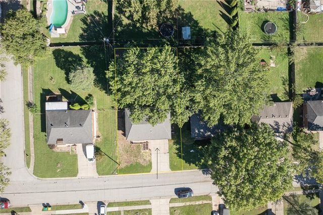 16904 E 35th Terrace S, Independence, MO 64055