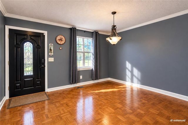 16904 E 35th Terrace S, Independence, MO 64055