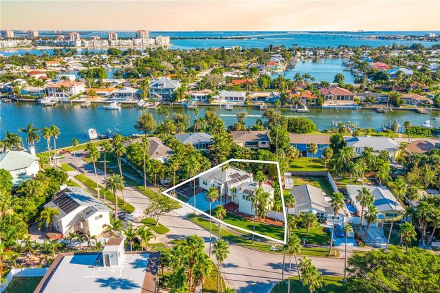 3250 E DEBAZAN AVENUE, St Pete Beach, FL 33706