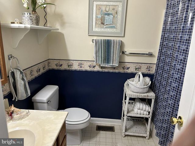 571 HOOKER DR, Gettysburg, PA 17325