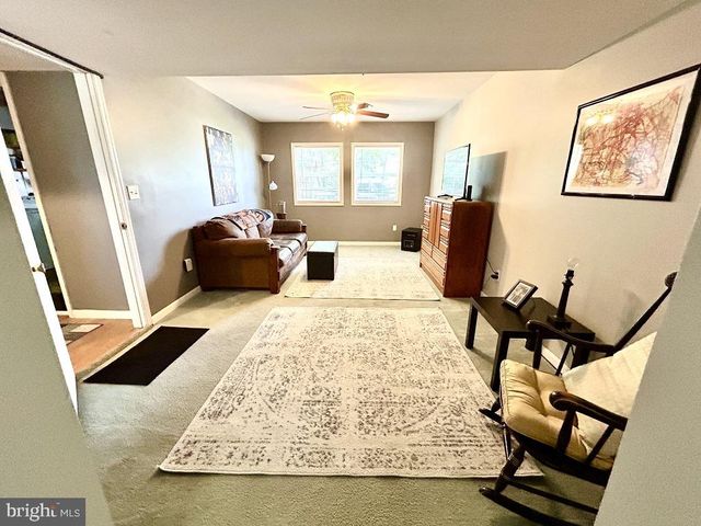 571 HOOKER DR, Gettysburg, PA 17325
