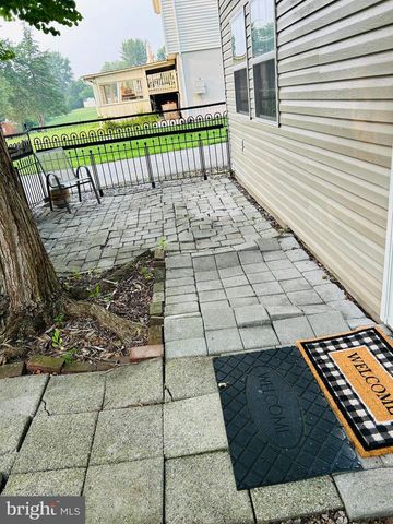 571 HOOKER DR, Gettysburg, PA 17325
