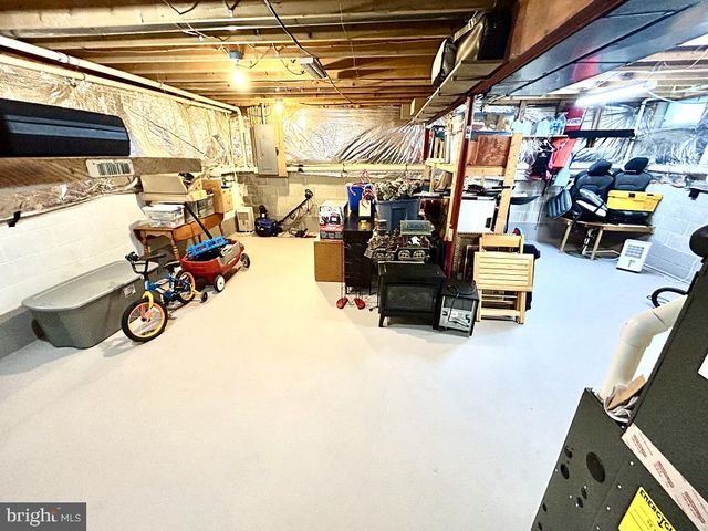 571 HOOKER DR, Gettysburg, PA 17325