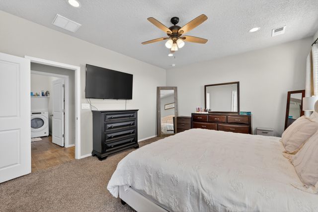 4532 Skyline Loop NE, Rio Rancho, NM 87144