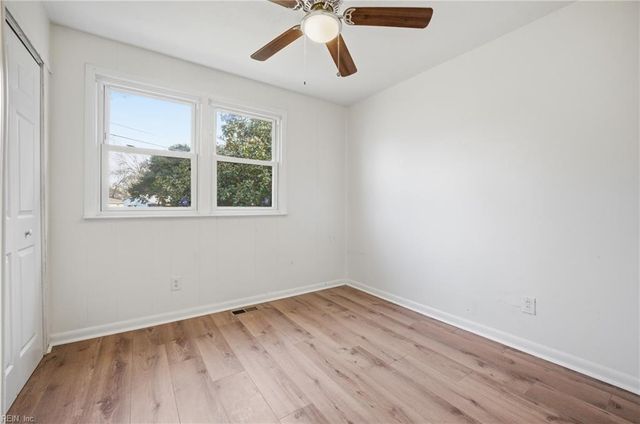 600 Tekoa RD, Chesapeake, VA 23325