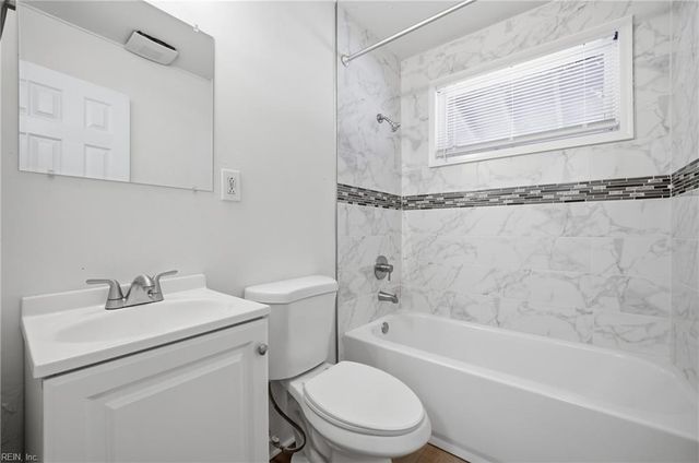 600 Tekoa RD, Chesapeake, VA 23325