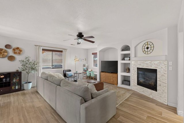 9609 Carson Mesa Drive NW, Albuquerque, NM 87114