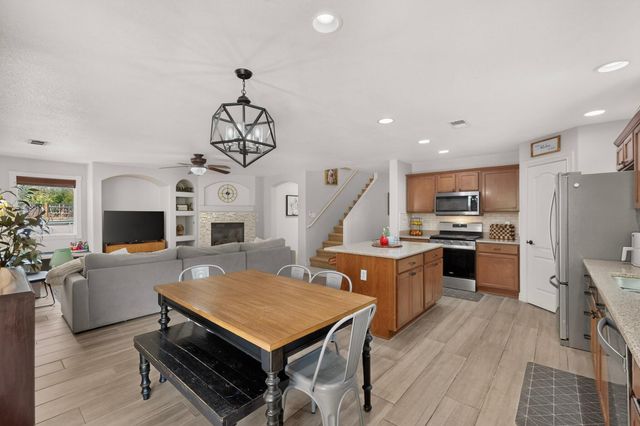 9609 Carson Mesa Drive NW, Albuquerque, NM 87114
