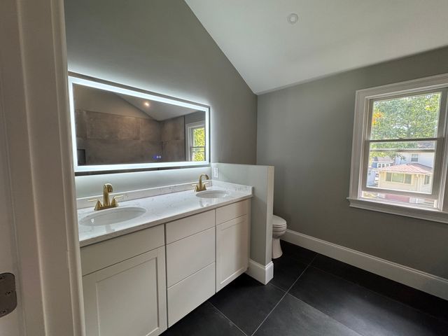 12 Bronx Rd, Boston, MA 02132
