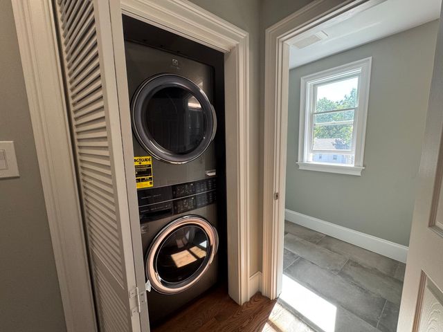 12 Bronx Rd, Boston, MA 02132