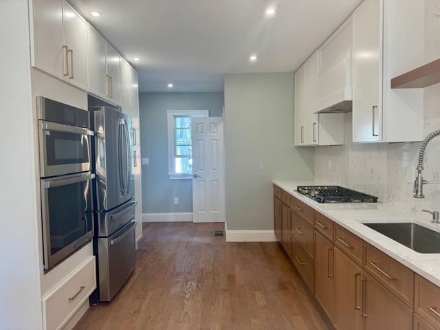 12 Bronx Rd, Boston, MA 02132