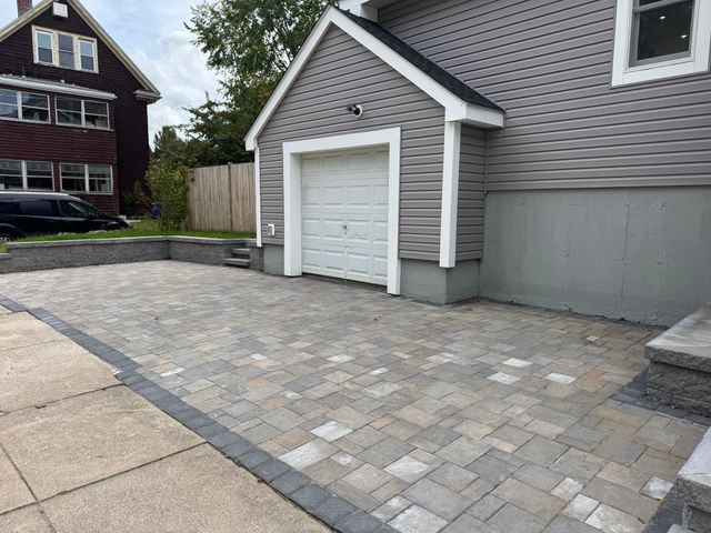 12 Bronx Rd, Boston, MA 02132