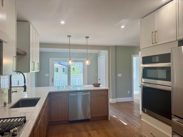 12 Bronx Rd, Boston, MA 02132