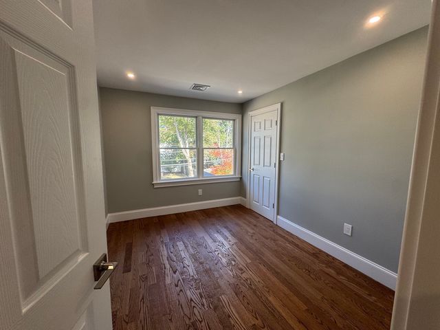 12 Bronx Rd, Boston, MA 02132
