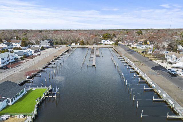 76 Oregon, Waretown, NJ 08758