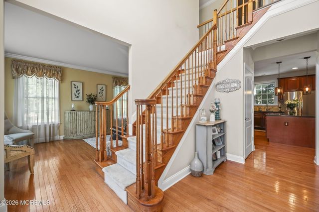 16 Angel Court, Howell, NJ 07731