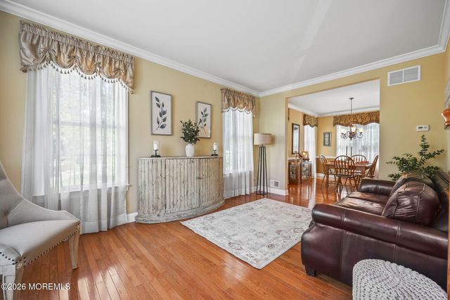 16 Angel Court, Howell, NJ 07731