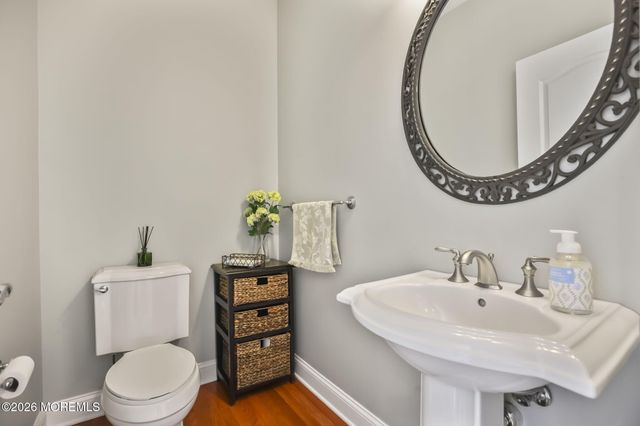 16 Angel Court, Howell, NJ 07731