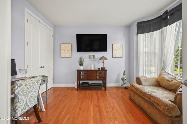 16 Angel Court, Howell, NJ 07731