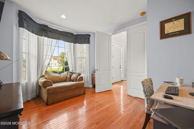 16 Angel Court, Howell, NJ 07731