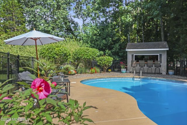 16 Angel Court, Howell, NJ 07731