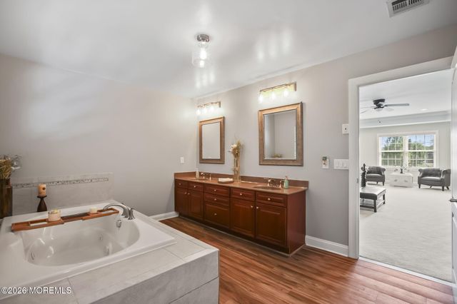 16 Angel Court, Howell, NJ 07731
