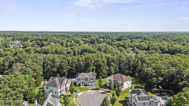 16 Angel Court, Howell, NJ 07731