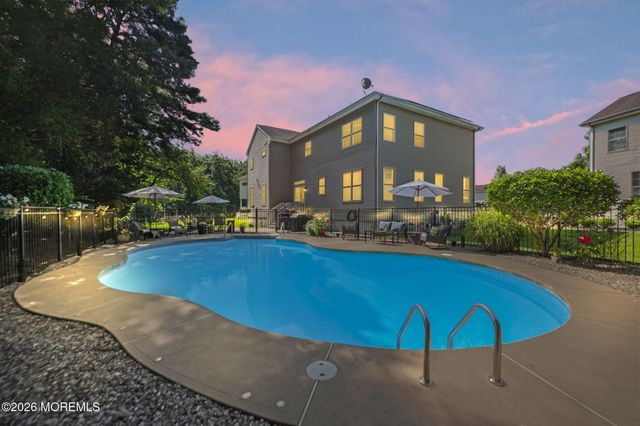 16 Angel Court, Howell, NJ 07731