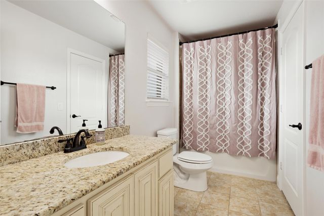 1916 Peggys Cove, Van Alstyne, TX 75495