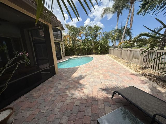 3008 Hamblin Way, Wellington, FL 33414