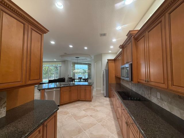 3008 Hamblin Way, Wellington, FL 33414