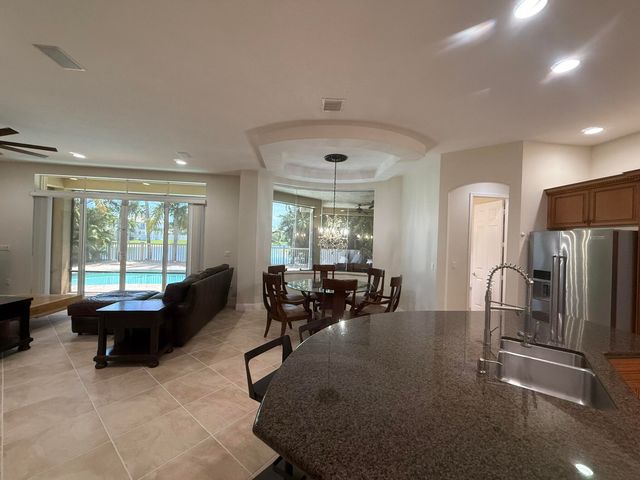3008 Hamblin Way, Wellington, FL 33414