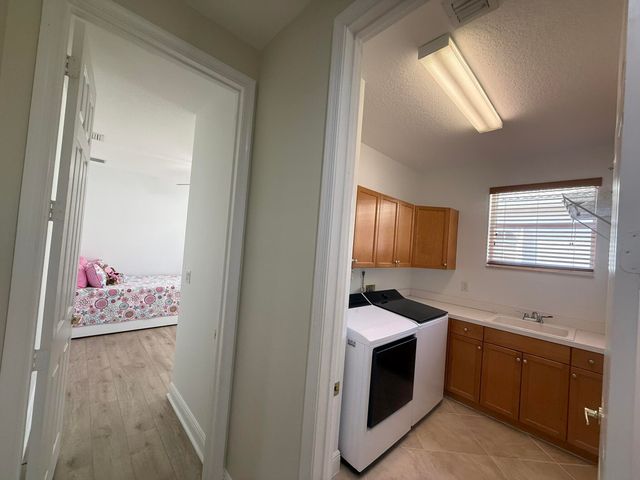 3008 Hamblin Way, Wellington, FL 33414