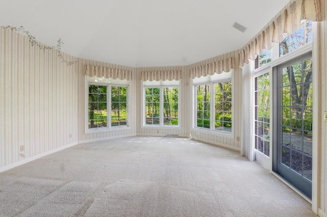 384 Ledgewood DRIVE, Fond Du Lac, WI 54937