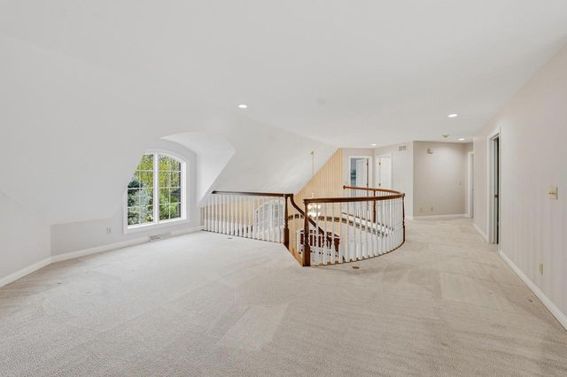 384 Ledgewood DRIVE, Fond Du Lac, WI 54937