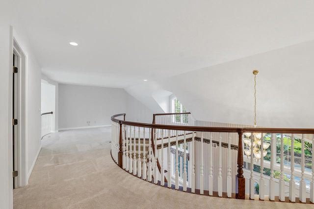 384 Ledgewood DRIVE, Fond Du Lac, WI 54937