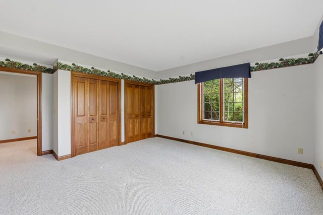 384 Ledgewood DRIVE, Fond Du Lac, WI 54937