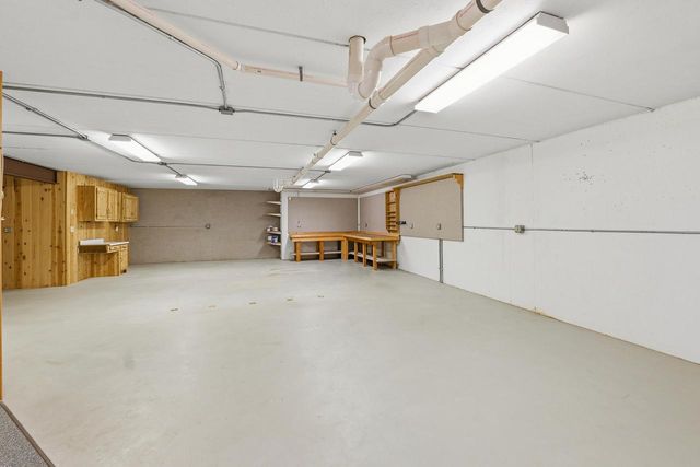 384 Ledgewood DRIVE, Fond Du Lac, WI 54937