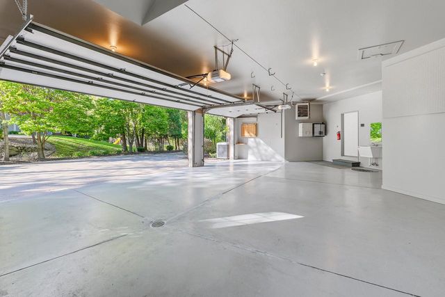 384 Ledgewood DRIVE, Fond Du Lac, WI 54937