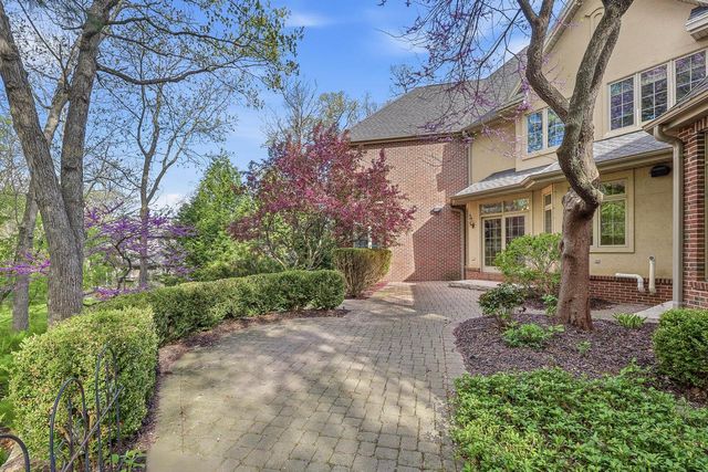 384 Ledgewood DRIVE, Fond Du Lac, WI 54937