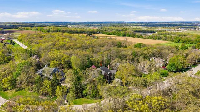 384 Ledgewood DRIVE, Fond Du Lac, WI 54937