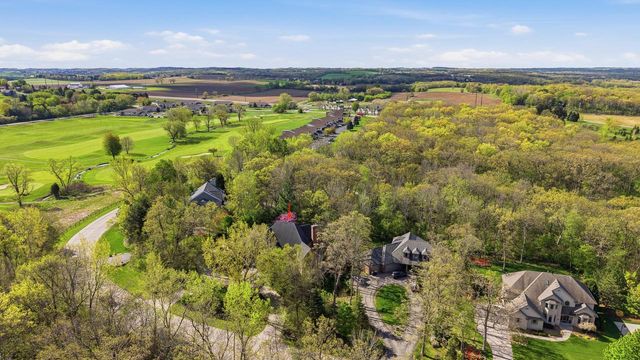 384 Ledgewood DRIVE, Fond Du Lac, WI 54937