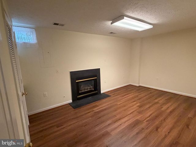 625 TAMMY TER SE, Leesburg, VA 20175