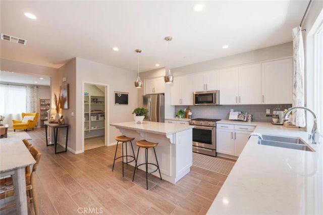 16895 Airport 107, Huntington Beach, CA 92649